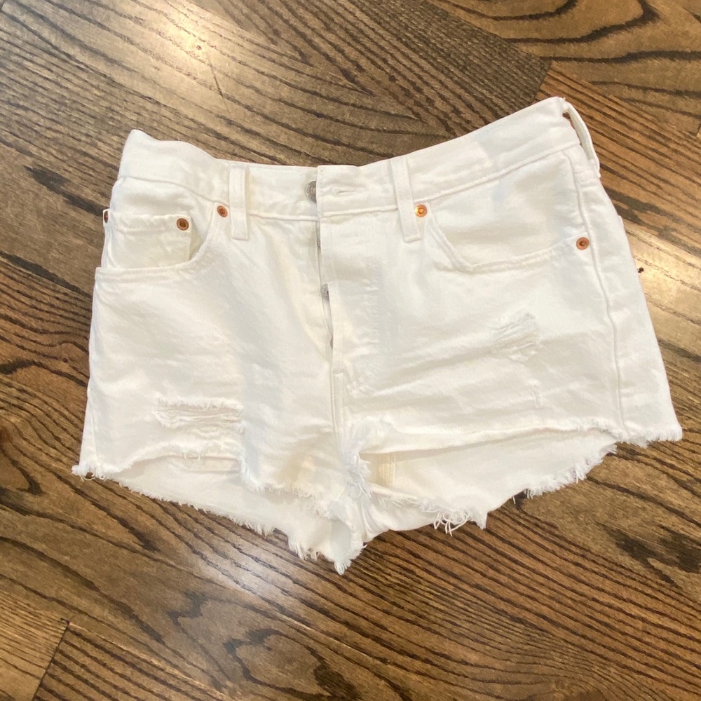 Levi 501 original shorts!